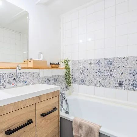 Le Du Grand Stade De Lille Avec Parking Prive Gratuit アパート *