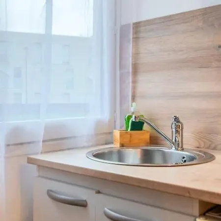 Le Du Grand Stade De Lille Avec Parking Prive Gratuit アパート